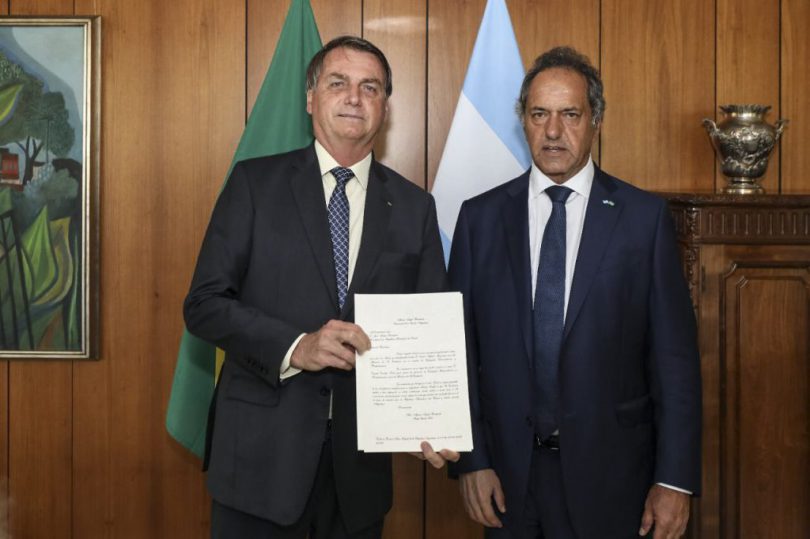 Exclusivo: Scioli con Coronavirus aislado y aburrido en la embajada en Brasil