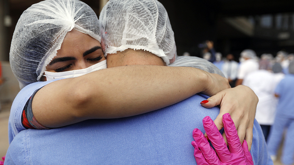 Cae en Europa la cifra de nuevos casos de coronavirus pero suben las muertes