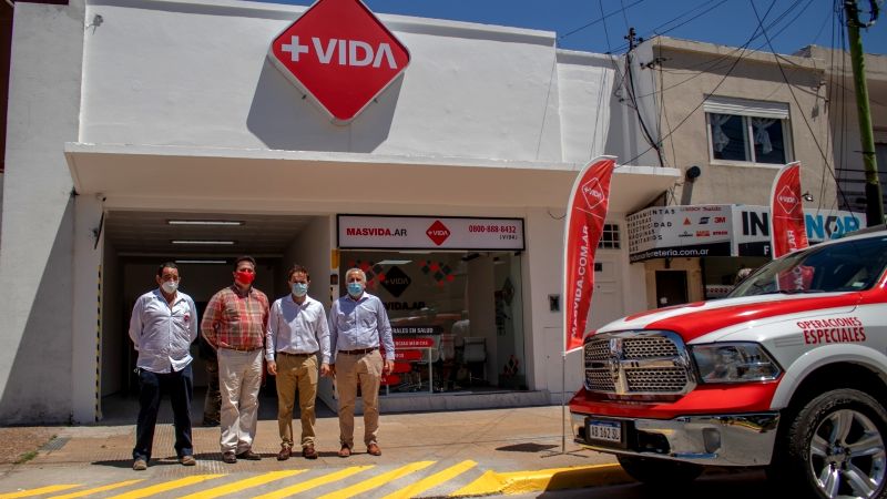Abella celebró la llegada de una nueva empresa de salud a Campana