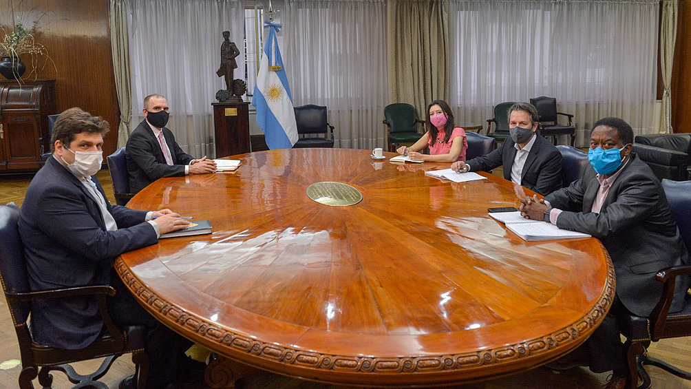 Guzmán: “Avanzamos en los lineamientos del programa que reemplazará el fallido anterior”