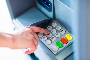 ATP, Tarjeta Alimentar, AUH, jubilaciones y pensiones de Anses: quiénes cobran el 19 noviembre y cómo sigue el calendario